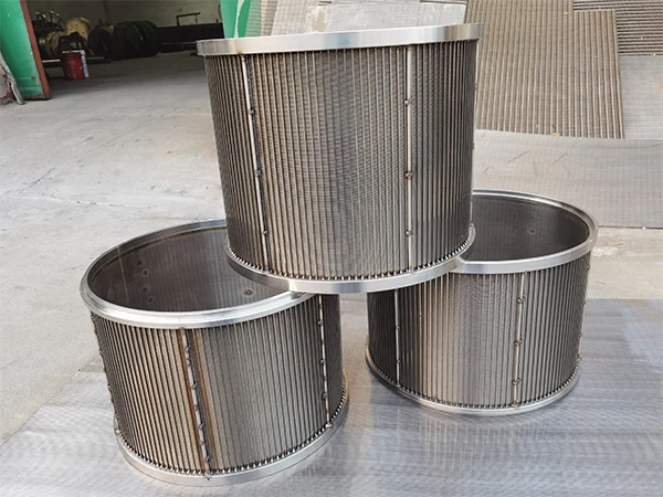 3 wedge wire screen cylinders with external support rods stacked vertically