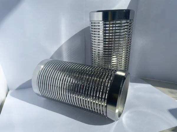 2 large-aperture wire wrapped screen pipes arranged together